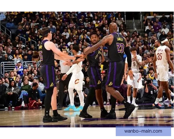 湖人复仇骑士豪取赛季第50胜东契奇42分12助攻里程碑詹姆斯再写历史